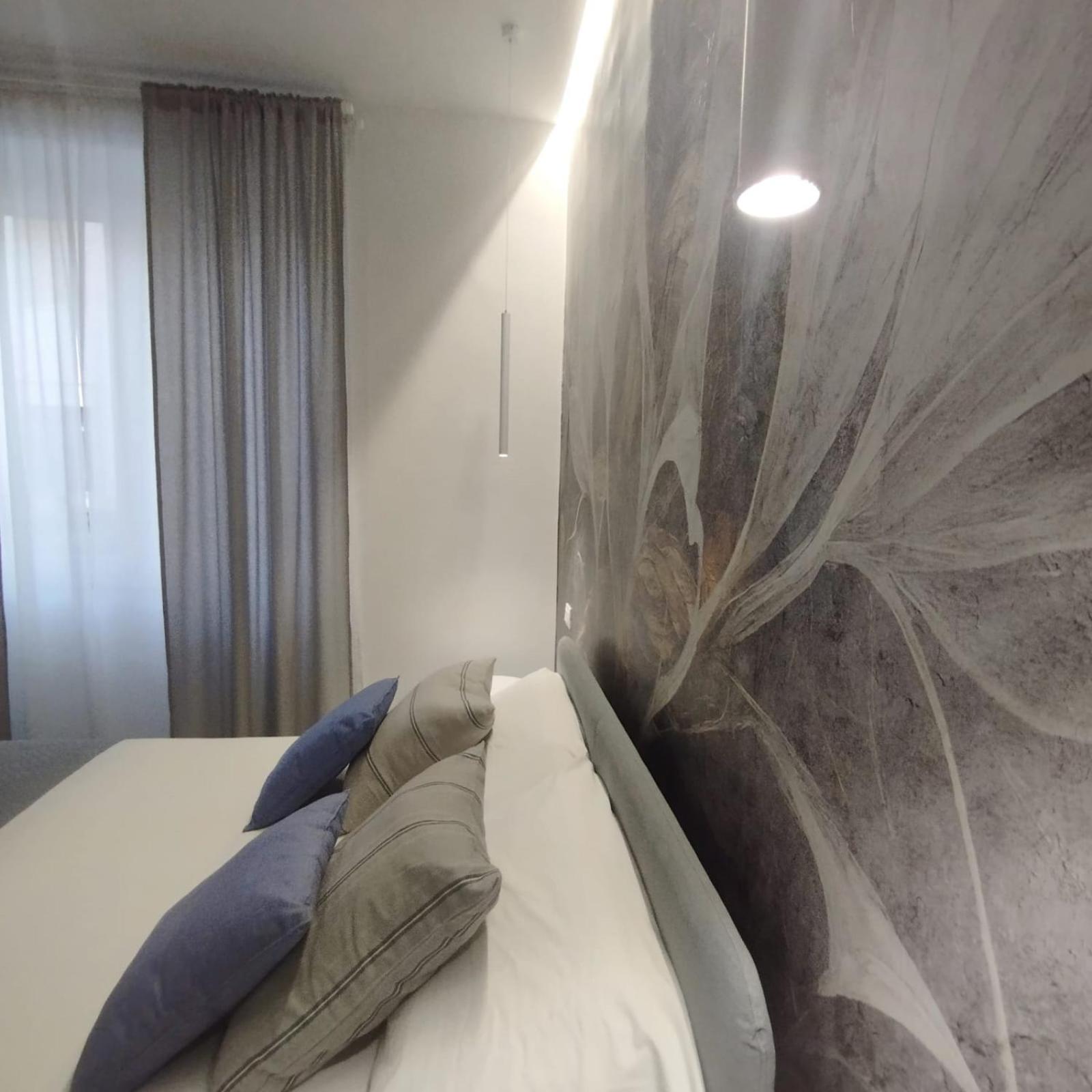 Agatha Modern Elegant Rooms SantʼAgata di Militello Exterior foto