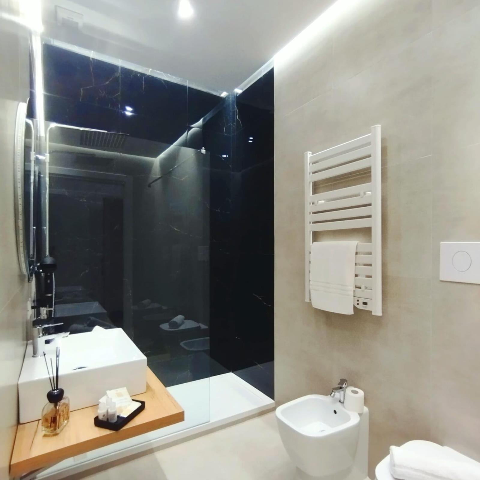 Agatha Modern Elegant Rooms SantʼAgata di Militello Exterior foto