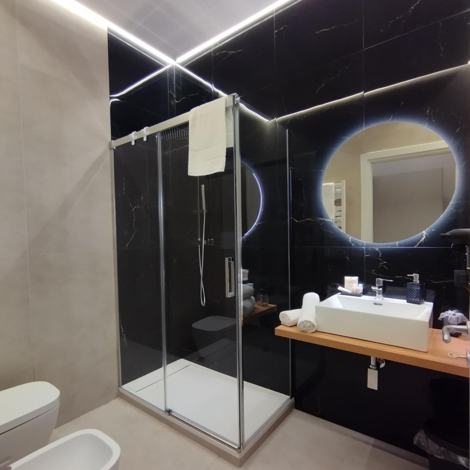 Agatha Modern Elegant Rooms SantʼAgata di Militello Exterior foto